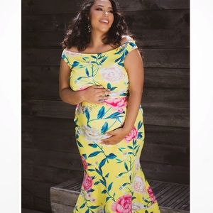 MATERNITY PLUS DRESS HATTIE FLORAL OFF THE SHOULDER MIDI - YELLOWS